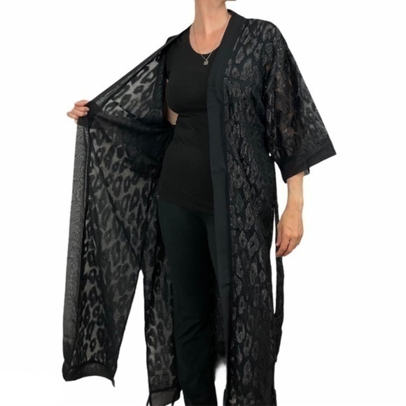 EXPRESS Black Burn Out Leopard Kimono One Size - Picture 5 of 16